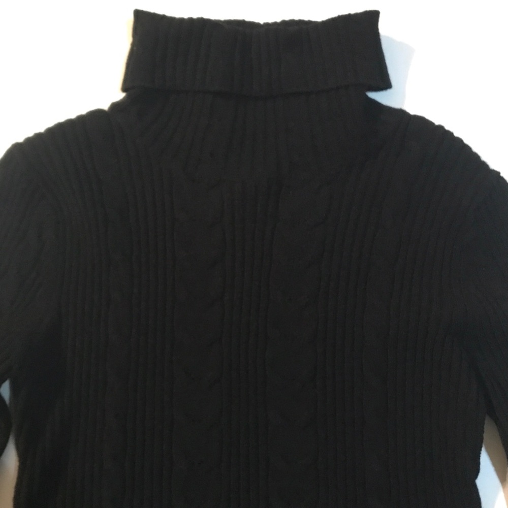 Arizona Jean Co black stretchy turtleneck sweater